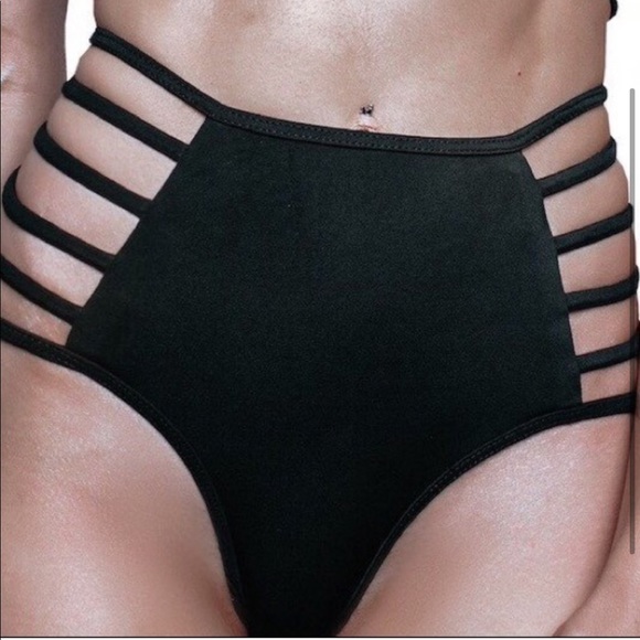 Reese Cruzan high waisted bottoms - Picture 3 of 5